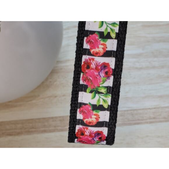 Rose Flower‎ Keychain Wristlet Boho Fabric Key Ring FOB Red Black Farmhouse Gift - Picture 5 of 8